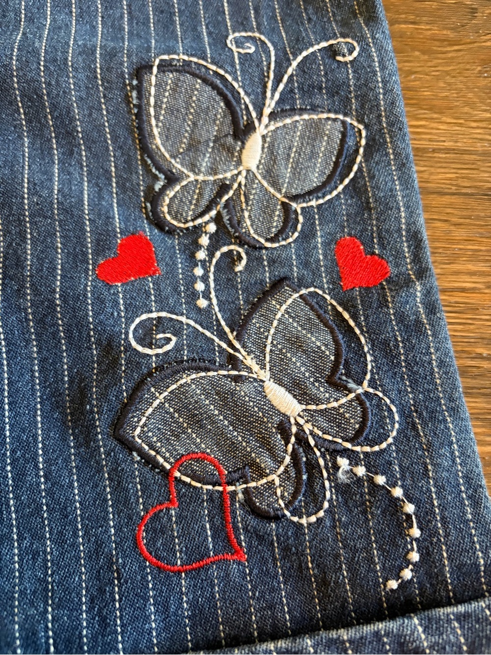 Y2K Girls Faded Glory Wide Leg Pin Stripped Butterfly Cuffed Denim Jeans Size 4 - Picture 3 of 5